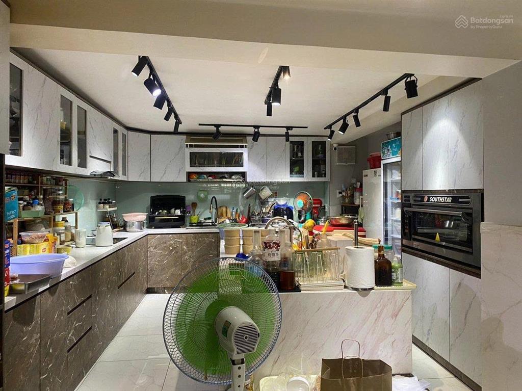 Bến vân đồn quận 4  ngang 5m hiếm có  72m hoàn công đủ  chỉ 8,25 tỷ