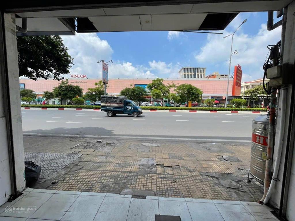 Mặt tiền cộng hòa p4 tân bình 71m² ngang 4m khu xây cao tầng giảm mạnh gần 9 tỷ