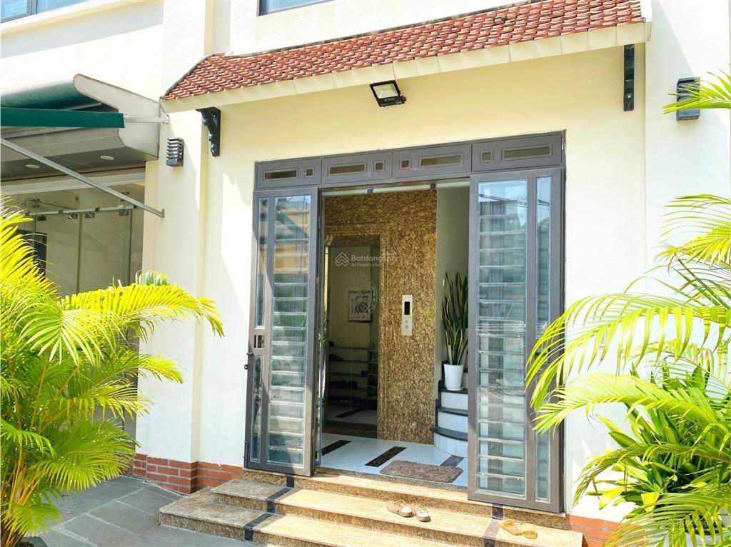 Cho thuê nhà mặt phố trần cung, nghĩa đô  2 mặt tiền 80m2 (chính chủ)