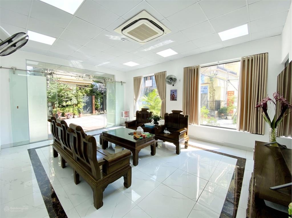 Cho thuê nhà mặt phố trần cung, nghĩa đô  2 mặt tiền 80m2 (chính chủ)