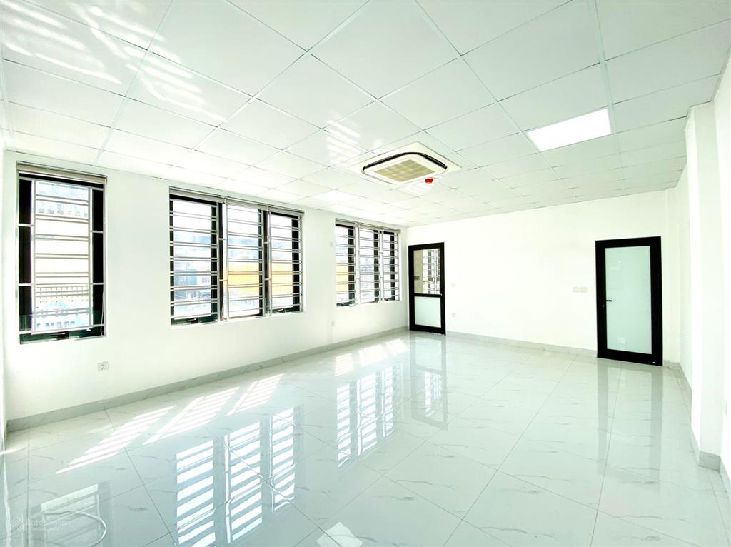 Cho thuê nhà mặt phố trần cung, nghĩa đô  2 mặt tiền 80m2 (chính chủ)
