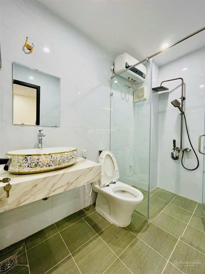 Siêu ngon! hồ tùng mậu, kinh doanh đỉnh, 6 tầng, thang máy, bãi đỗ ô tô cách 20m. 52m². chỉ 14 tỷ
