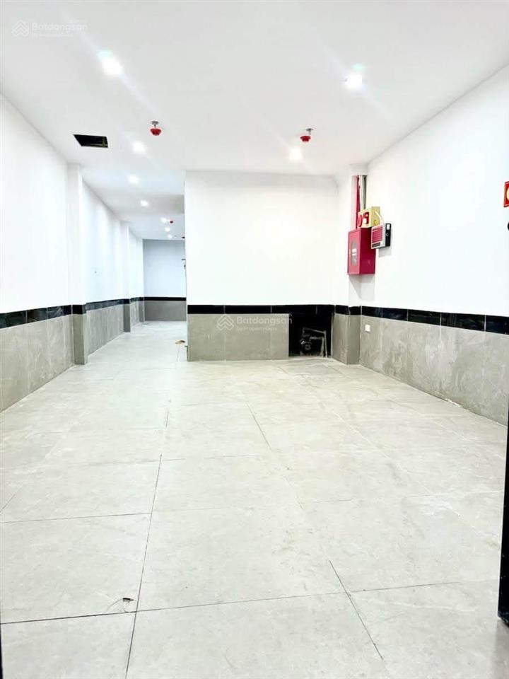 Lô góc 3 thoáng, phan đình giót ô tô vào nhà, 7 phòng luxury, sổ vuông đẹp, 75m2 x 6t, chỉ 24.9 tỷ