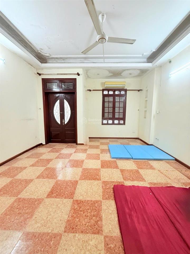 Lô góc hoàng văn thái, ô tô tránh, kinh doanh đỉnh, xây tòa vp tuyệt vời. 106m x 3t. chỉ 28 tỷ