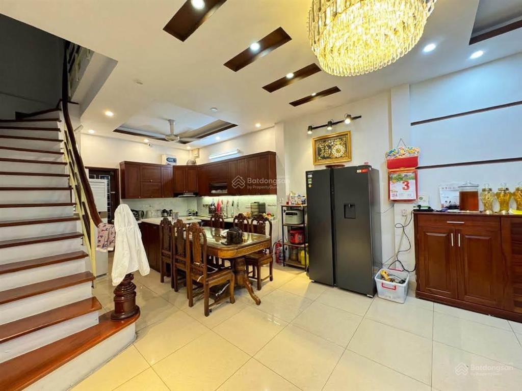 Biệt thự mini hoàng văn thái, sân vườn, 3 thoáng, mặt tiền rộng, ô tô vào nhà. 85m x 5t. chỉ 23 tỷ