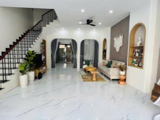 Chính chủ giảm sốc biệt thự sh73x vinhomes ocean park 2, 90m2, 5 tầng, nội thất đẹp, có dòng tiền