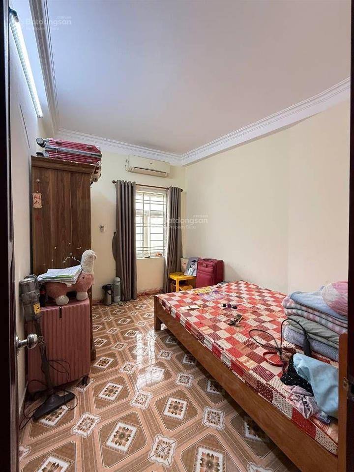 Bán nhà ngõ 2 bằng liệt  50m2 5tầng mt 6m, gần ủy ban phường, trường c1,2 hoàng liệt, 11tỷ(ctl).