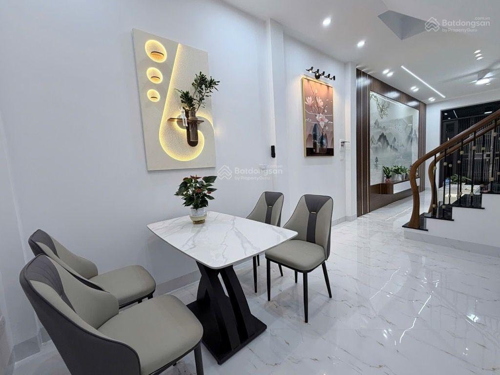 8,6 tỷ kim giang  đại kim, 38m2 4 tầng full, dân xây từ 2018 mới sơn decor lại như mới, gần ô tô.