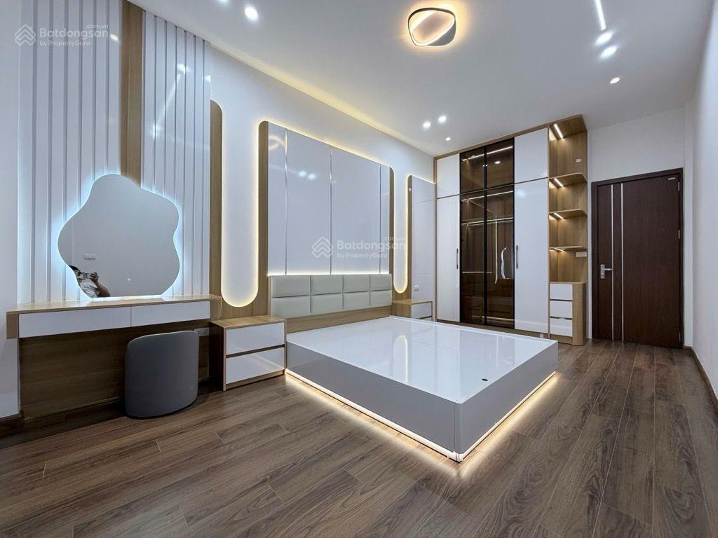 8,6 tỷ kim giang  đại kim, 38m2 4 tầng full, dân xây từ 2018 mới sơn decor lại như mới, gần ô tô.