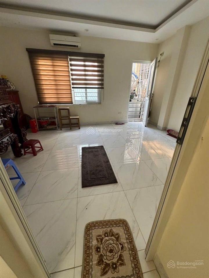 8.5 tỷ, phố đại từ 37m2 5 tầng, gần chợ đại từ, hồ linh đàm, chính chủ dân xây, ngõ nông thoáng.