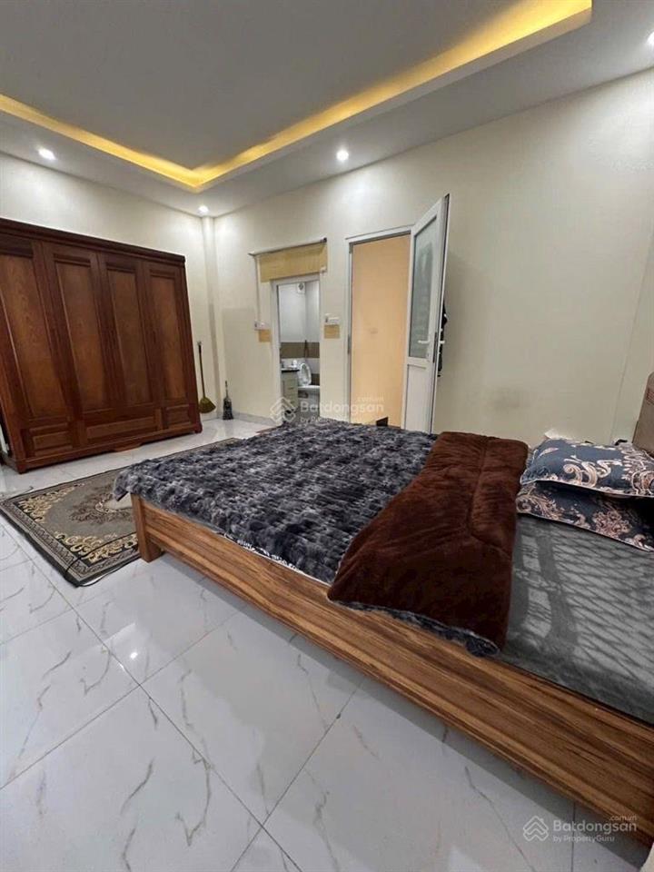 8.5 tỷ, phố đại từ 37m2 5 tầng, gần chợ đại từ, hồ linh đàm, chính chủ dân xây, ngõ nông thoáng.