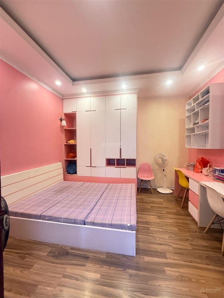 10.79 tỷ vip hoàng liệt  47m2 5tầng  15m ô tô tránh, 50m ra vành đai 3, hồ linh đàm, quá hiếm rẻ.
