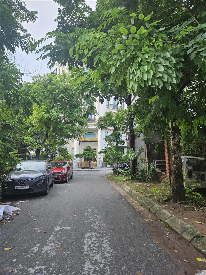 10.79 tỷ vip hoàng liệt  47m2 5tầng  15m ô tô tránh, 50m ra vành đai 3, hồ linh đàm, quá hiếm rẻ.
