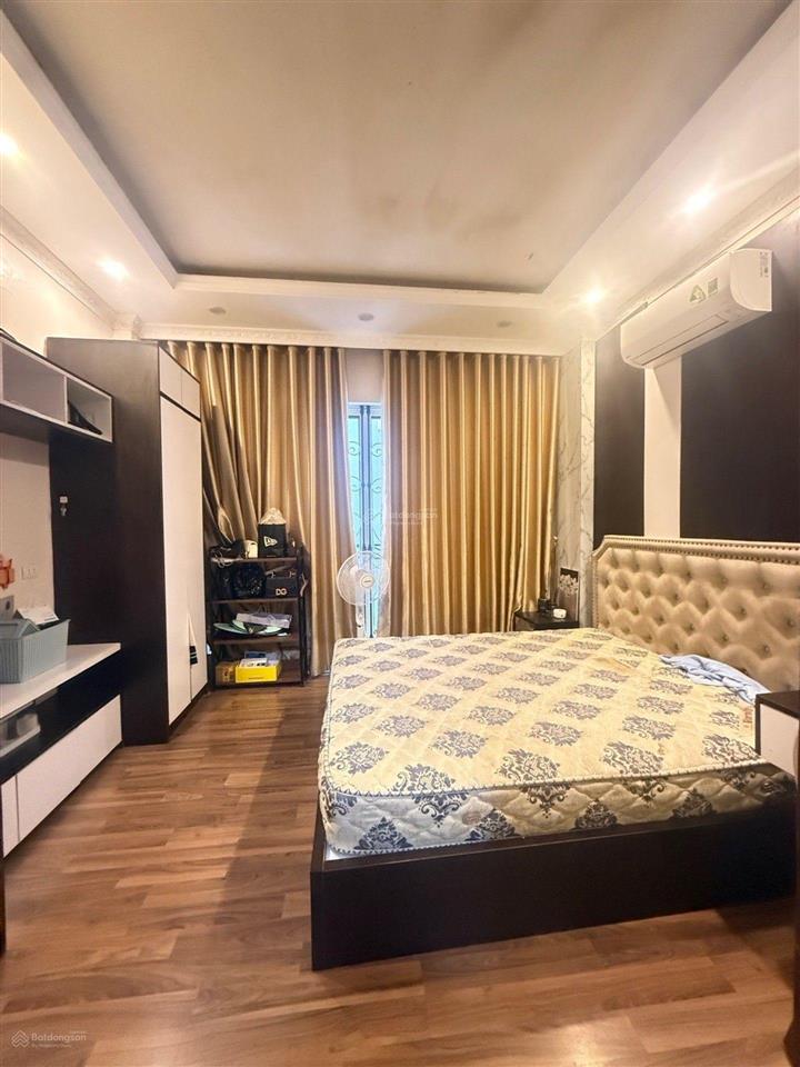 10.79 tỷ vip hoàng liệt  47m2 5tầng  15m ô tô tránh, 50m ra vành đai 3, hồ linh đàm, quá hiếm rẻ.