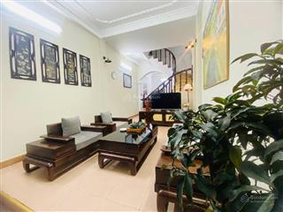 Bán nhà kim giang 45m2 5tang, 10.6ty, nhà dân xây vuông đẹp, gần phố, đầy đủ nội thất, cần bán gấp.