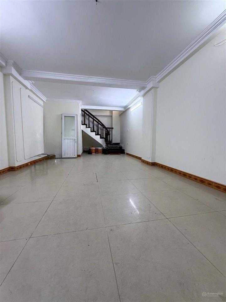 13.85 tỷ phố đặng xuân bảng  đại từ, 6tầng dân xây 40m2 mt4.1m, mặt ngõ thông, gara ô tô vào nhà.