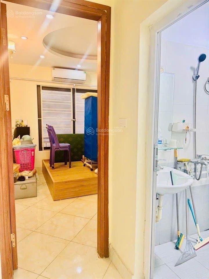 6.8 tỷ 30/35m2 5tầng ngõ2 cầu bươu, view sau chung cư thoáng sáng vĩnh viễn, ngõ cực nông gần ô tô.