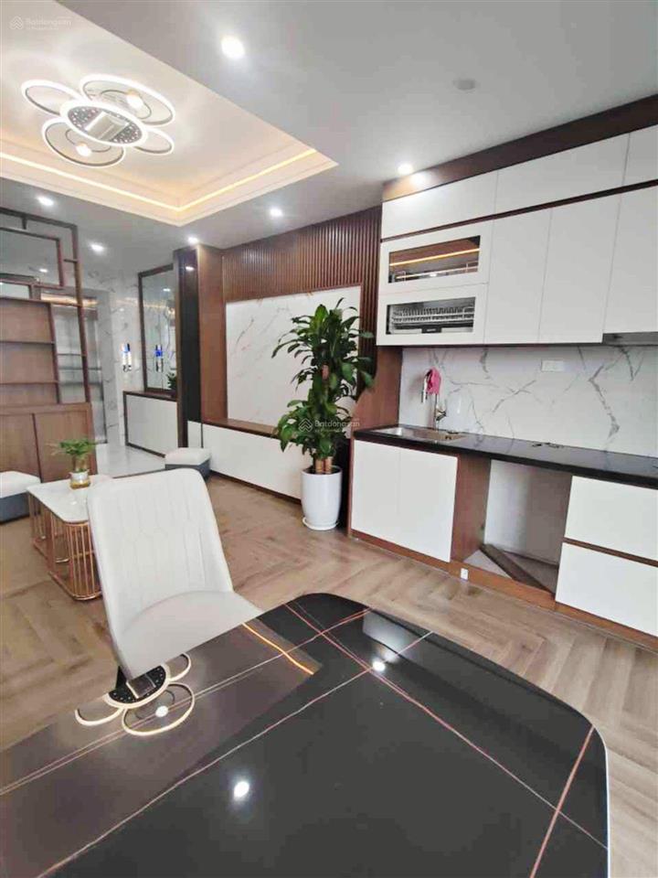 10.9 tỷ, kđt tây nam linh đàm, 35m2 6 tầng thang máy full nội thất, mặt ngõ thông ôtô vào nhà.