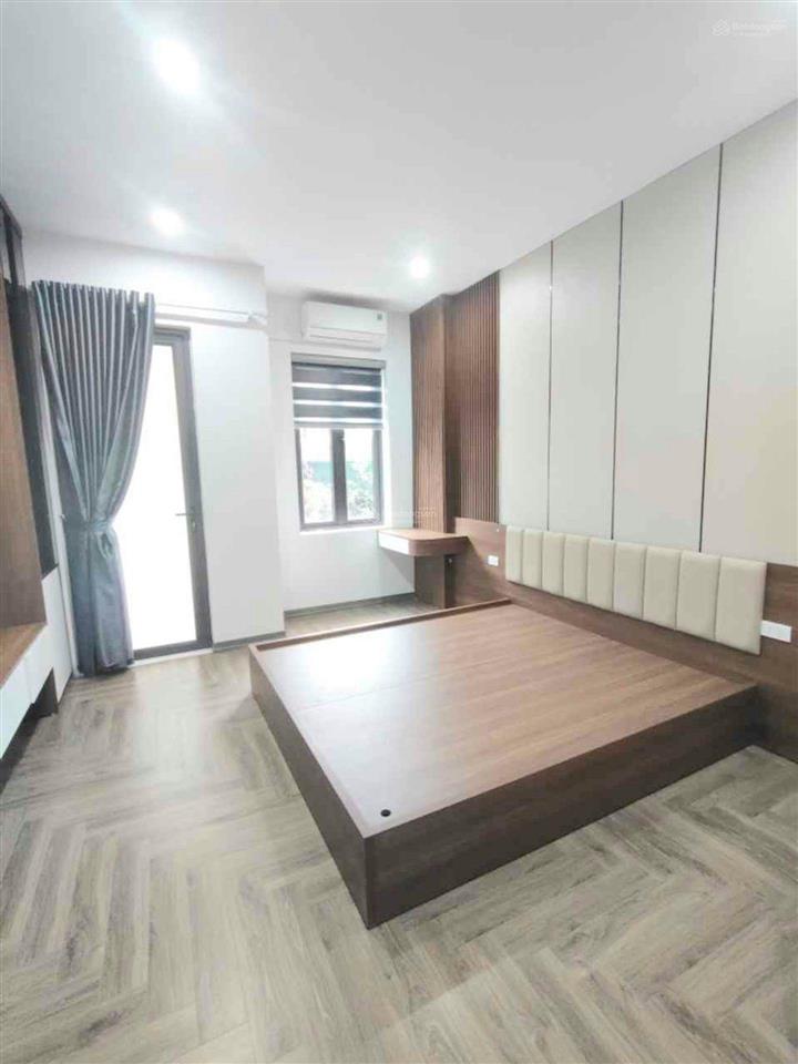 10.9 tỷ, kđt tây nam linh đàm, 35m2 6 tầng thang máy full nội thất, mặt ngõ thông ôtô vào nhà.