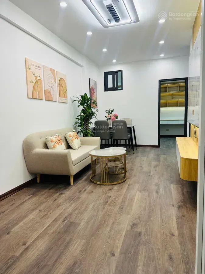 Bán nhà tt hai bà trưng, lò đúc 55m2 rất sáng thoáng, giá chỉ 3.25tỷ!