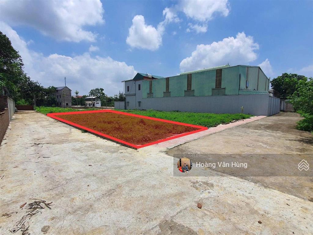 Bán gấp lô góc.xây nhà trọ, nhà máy in tiền tại thôn 4, xã phú cát, huyện quốc oai,