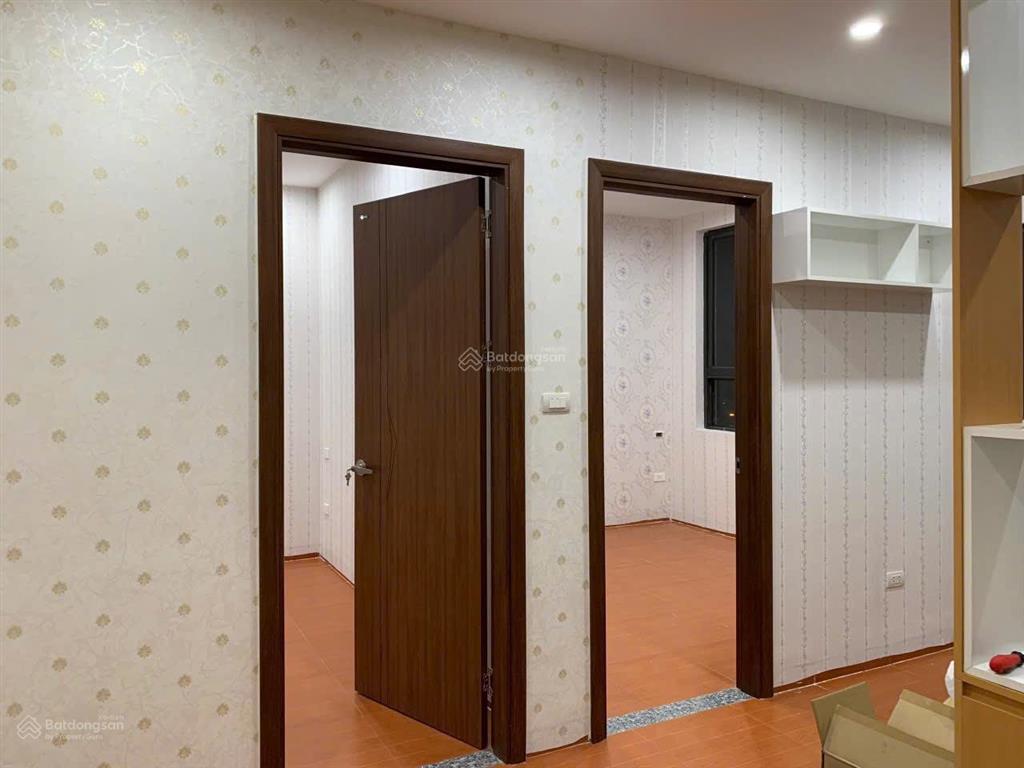 Chính chủ cần bán gấp căn hộ 2 ngủ 2 vs toà chung cư hồng hà 89 thịnh liêt hoàng mai