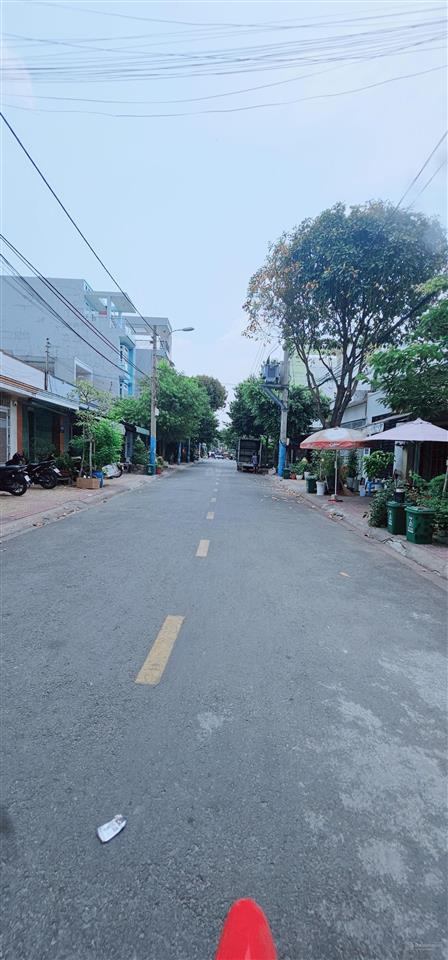 Nhà khu vip phước bình q9, sát đỗ xuân hợp, cđ kinh tế đối ngoại, global city 100m2 4x25 chỉ 9đ