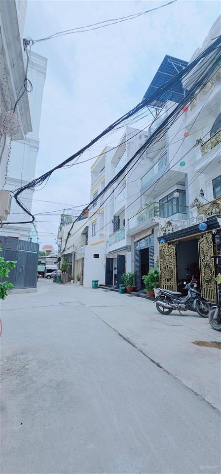 Chdv 5 tầng khu bên sông 18p full nội thất thang máy thu 135tr/m sát gigamall  phạm văn đồng 25$