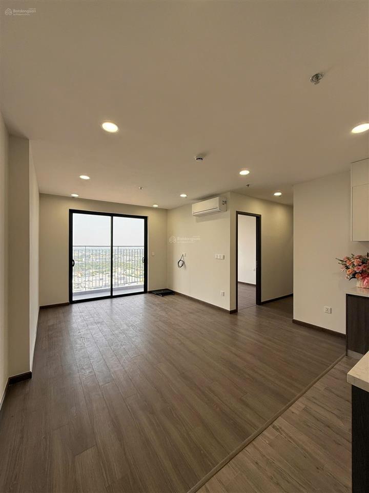 Chính chủ cho thuê căn 2pn fpt plaza 3, mới 100%, view công viên, biển, hướng nam mát mẻ