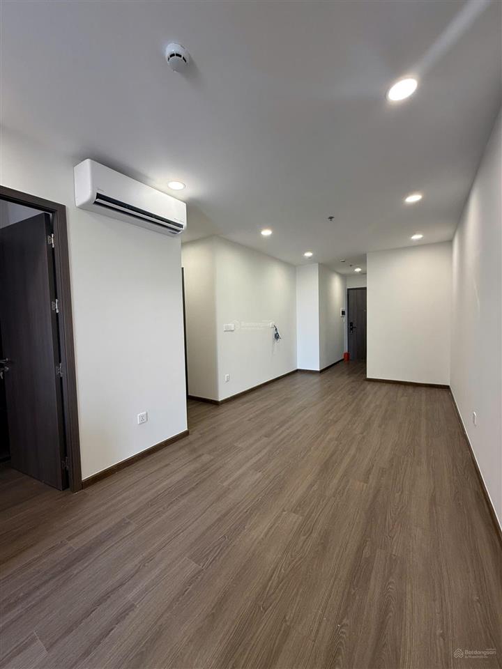 Chính chủ bán nhanh căn 2 pn fpt plaza 3, nhà mới 100%, dòng tiền 12tr/th, ban công hướng đông