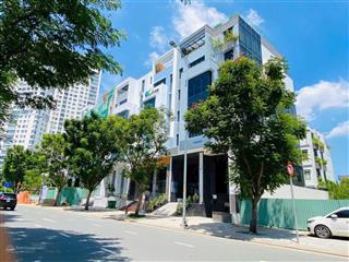 Ngộp bank! bán gấp mt nguyễn quý đức. dt 5x20m. hầm 4 tầng st. giá tốt