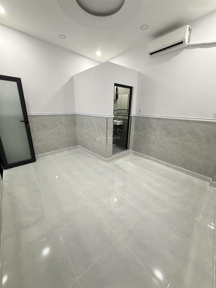 Bán nhà tân thuận tây quận 7  giáp q1/q4  lô góc thoáng mát  chỉ 4.5 tỷ
