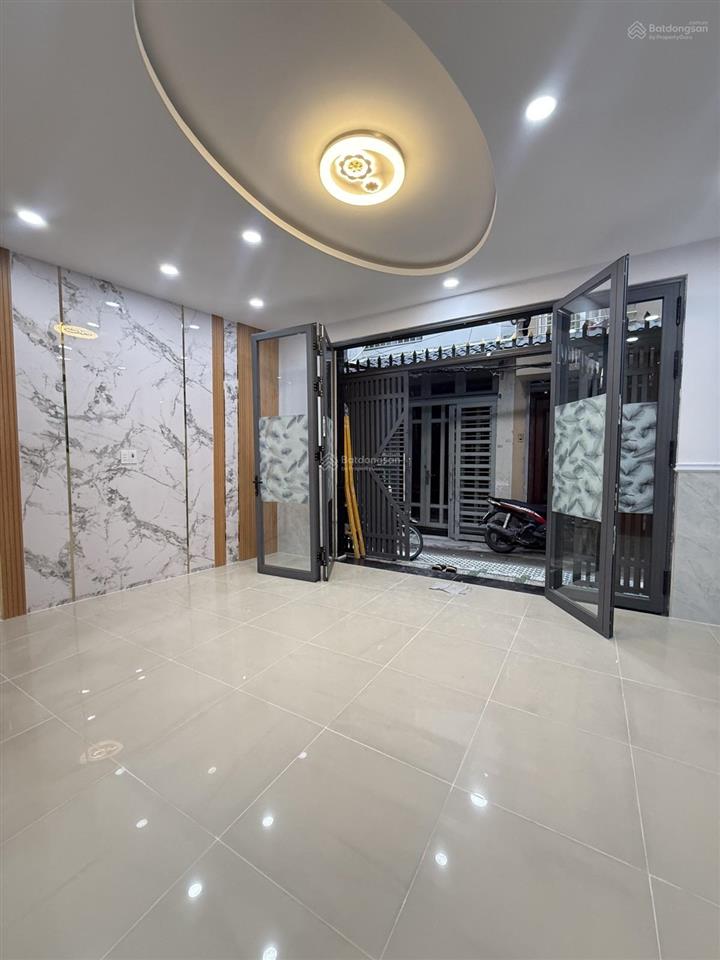 Bán nhà tân thuận tây quận 7  giáp q1/q4  lô góc thoáng mát  chỉ 4.5 tỷ