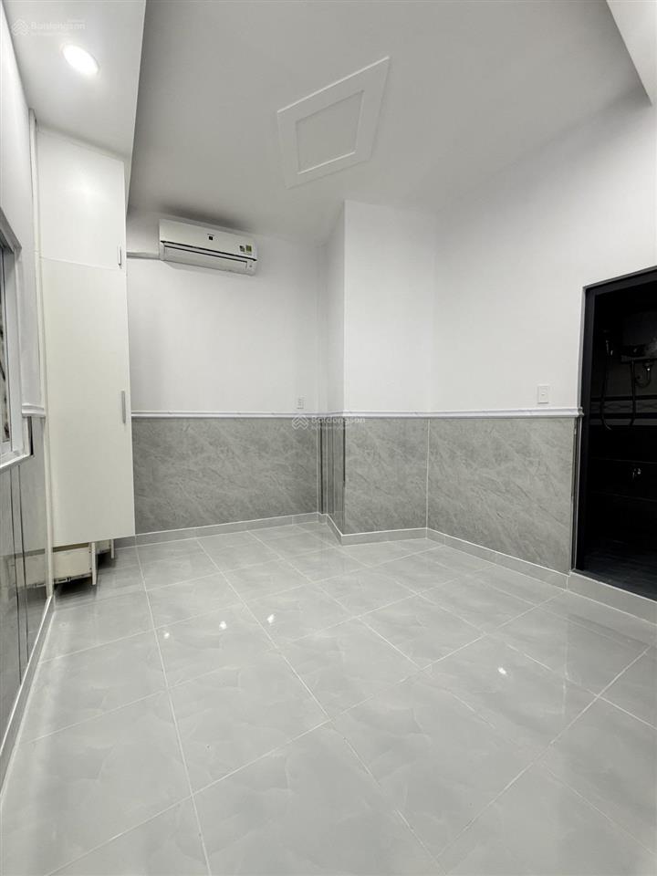 Bán nhà tân thuận tây quận 7  giáp q1/q4  lô góc thoáng mát  chỉ 4.5 tỷ