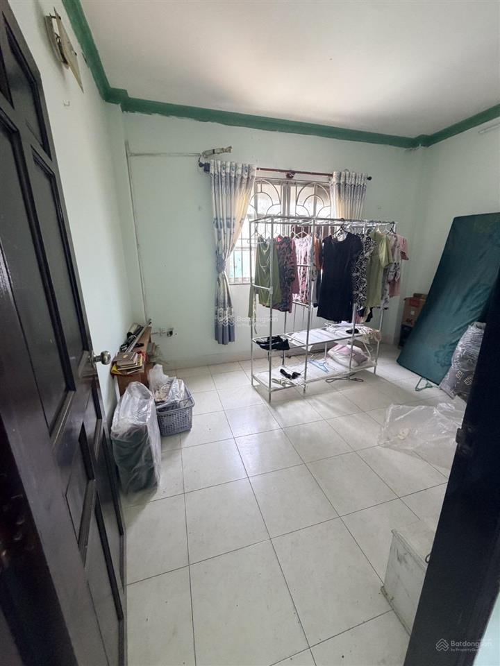 Bán nhà mới 3 tầng chợ tân hưng quận 7  dt 42 m2 ngang 4,2m x 11m  hẻm xe hơi  giá bán 6 tỷ 700