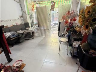 Bán nhà mới 3 tầng chợ tân hưng quận 7  dt 42 m2 ngang 4,2m x 11m  hẻm xe hơi  giá bán 6 tỷ 700
