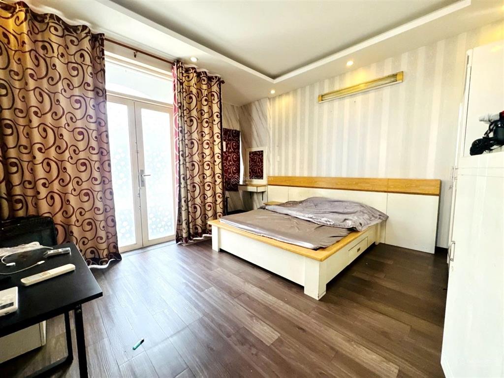Bán nhà lê văn lương q7  95m²  8m x 12m  2 tầng (1 trệt 1 lầu)  giá 9.1 tỷ
