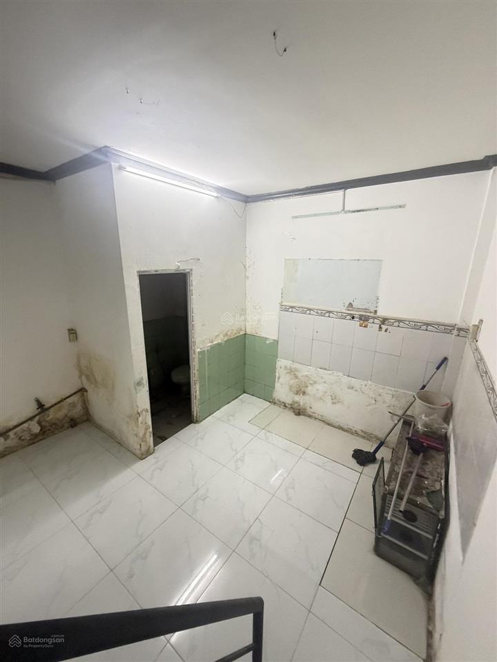 Bán nhà nguyễn thị thập gần chợ tân mỹ, p. tân phú, quận 7  40m2 (4x10)  2 tầng  giá 5,99 tỷ