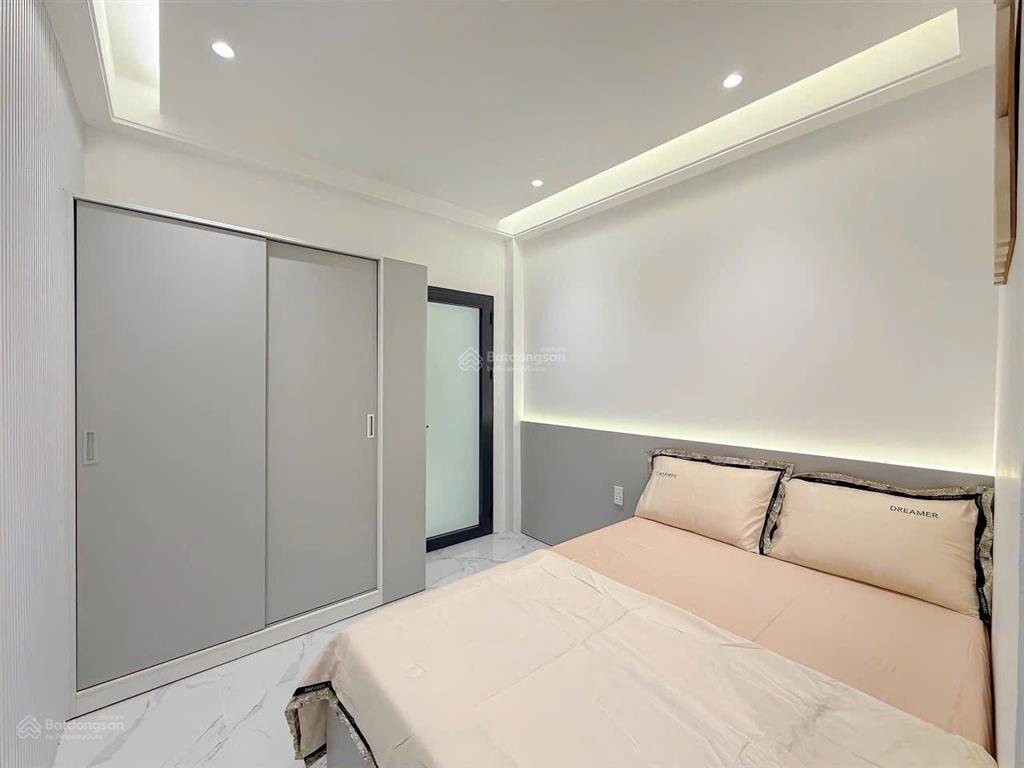 Bán nhà 3 tầng shr hẻm 803 huỳnh tấn phát, phường phú thuận, quận 7  dt 47m2 (3x16)  5,7 tỷ