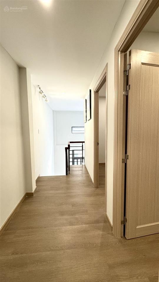 Bán nhà đẹp phú mỹ quận 7  57m2 (5.3m x 11m)  1 trệt 1 lầu  4 tỷ 800 triệu
