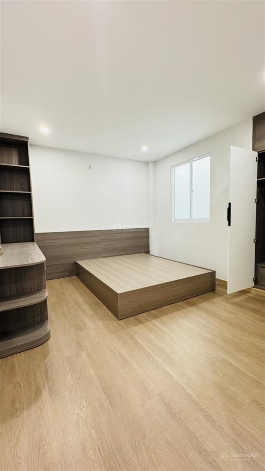 Bán nhà đẹp phú mỹ quận 7  57m2 (5.3m x 11m)  1 trệt 1 lầu  4 tỷ 800 triệu