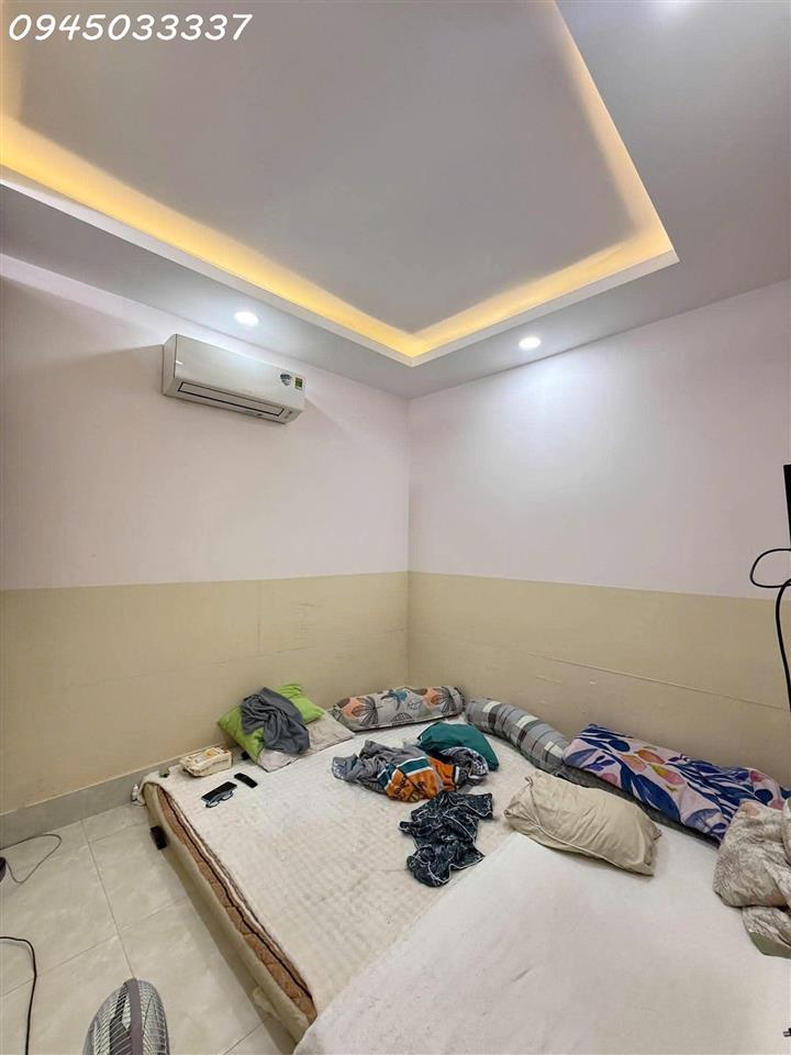 Bán nhà 3 tầng MT đường số chợ Tân Mỹ, Quận 7, dt 40m2 (4x10m), giá 10.5 tỷ