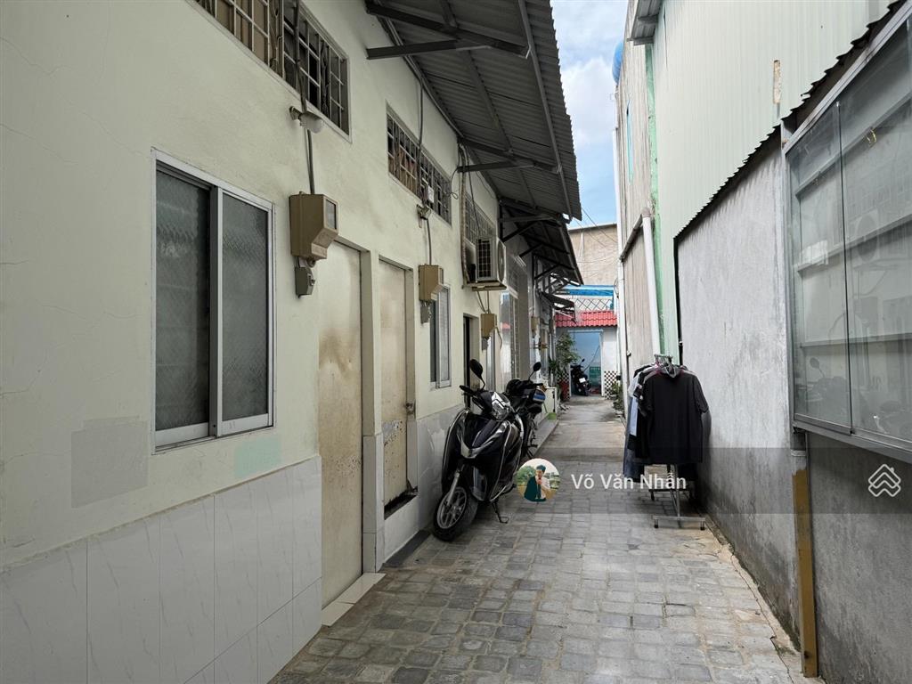 Bán nhà p. phú thuận, quận 7, dt 1.181m2 (16 x 71m), nhà 2 tầng btct, giá chỉ hơn 46tr/m2