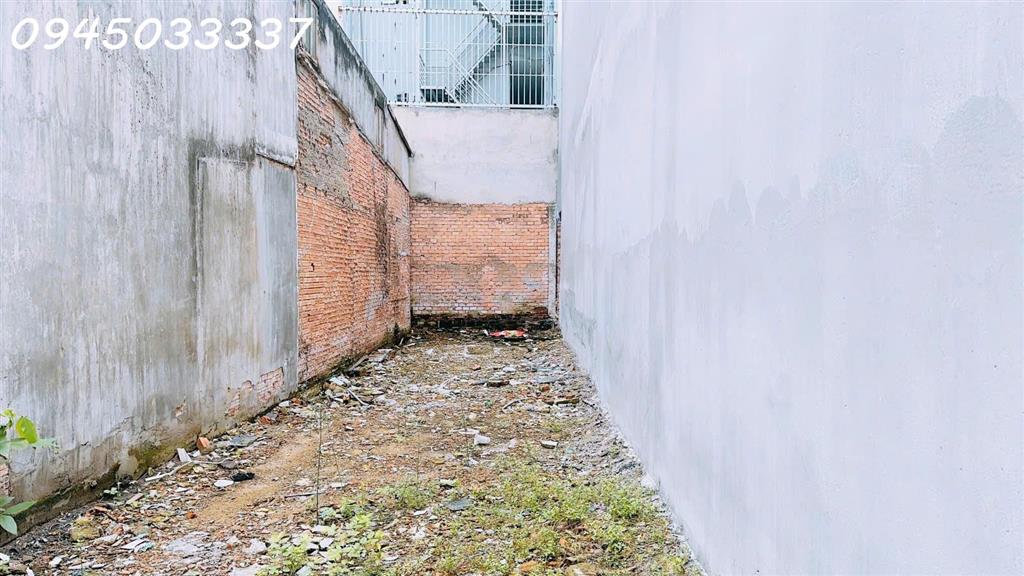 Bán đất MT đường 79, P. Tân Quy, Quận 7, dt 78m2 (4 x 19,5m), đất trống tiện xây mới, giá