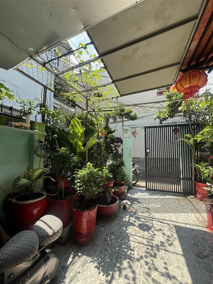 Bán nhà 3 tầng shr p. phú thuận, quận 7, dt 72m2 (6m x 13m), giá 5 tỷ 500 triệu