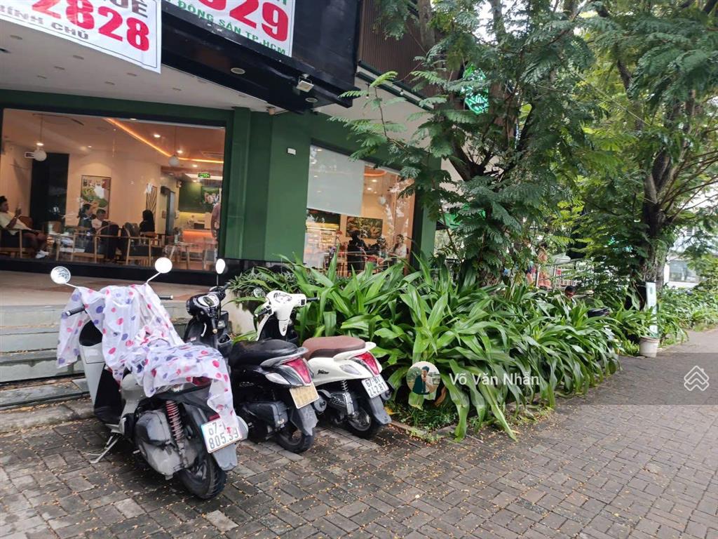 Cho thuê shophouse grand view, mt nguyễn đức cảnh (dt 200m2), quận 7, giá 120 triệu/tháng