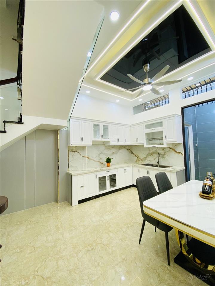 Bán nhà kdc hoàng quốc việt, quận 7  50,5m  4,2m 12m  4 tầng btct  giá 9 tỷ 9