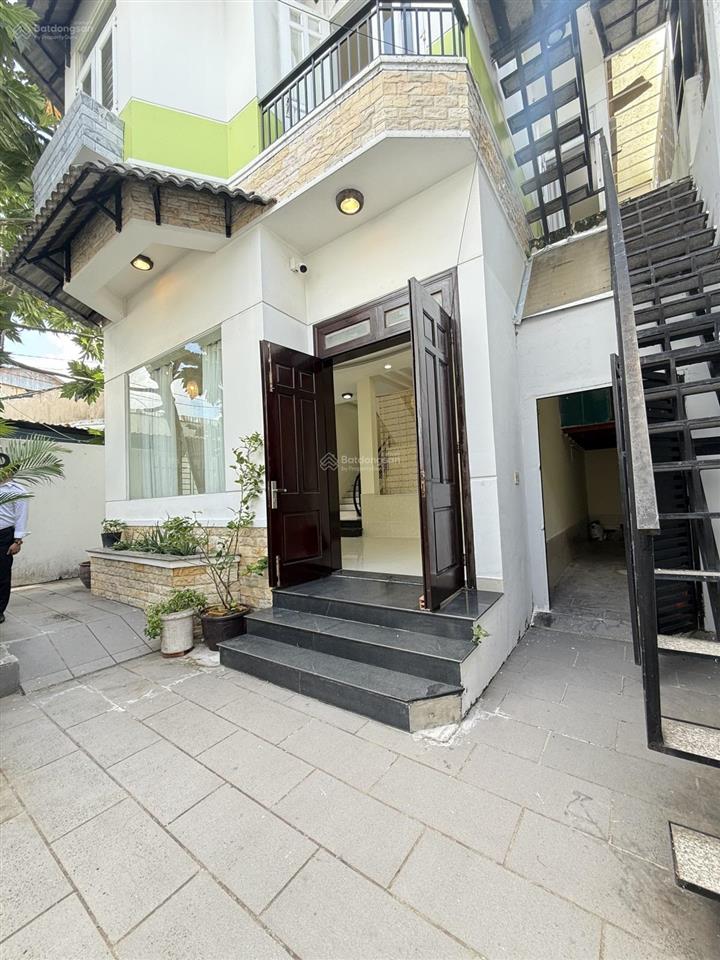 Bán villa góc him lam, p. tân hưng, quận 7  dt 8,5x11m (165m2)  nhà 3 tầng  7,5 tỷ (giảm 500tr)