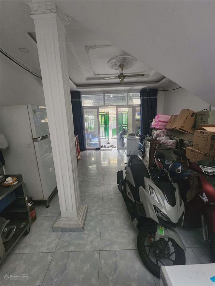 Bán nhà hẻm xe hơi quận 7, gần cầu phú mỹ dt 108.6m2  ngang 5.3m 20.5m  2 tầng btct  giá 9.9 tỷ