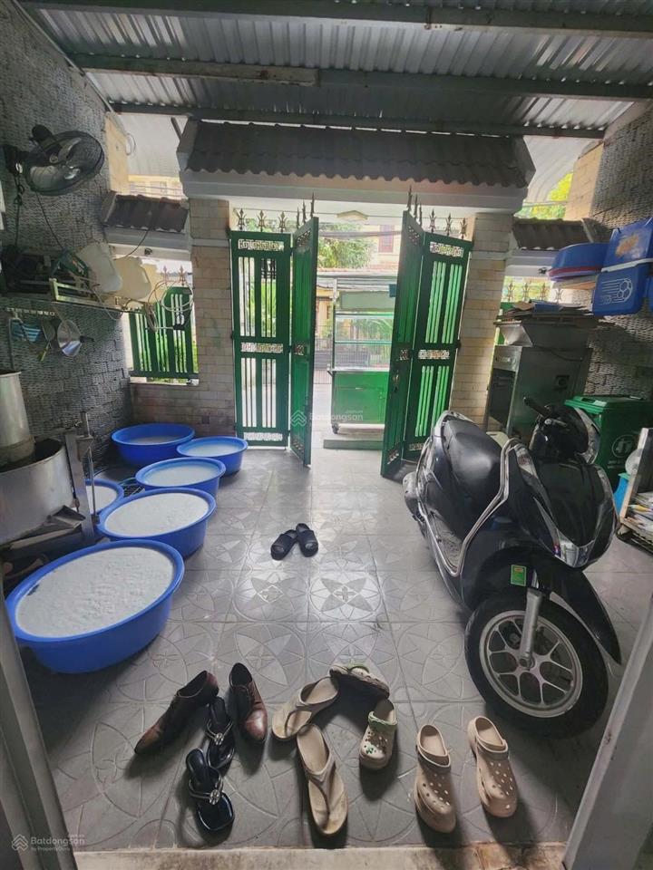 Bán nhà hẻm xe hơi quận 7, gần cầu phú mỹ dt 108.6m2  ngang 5.3m 20.5m  2 tầng btct  giá 9.9 tỷ